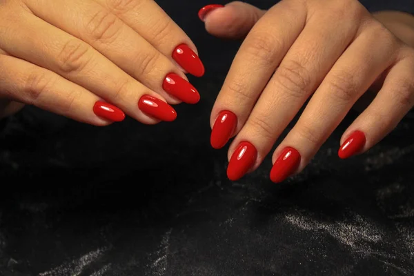 Unhas Naturais Incríveis Mãos Mulher Com Manicura Limpa Gel Polonês — Fotografia de Stock