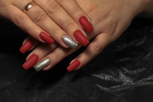 Sexy Grijze Manicure Achtergrond Van Een Trendy Textuur — Stockfoto