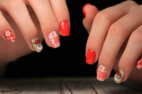 Ongles Noël Colorés Dessins Ongles Hiver Avec Paillettes Strass Sur — Photo