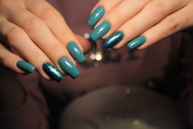 Doğal çivi güzellik. Mükemmel temiz manikür