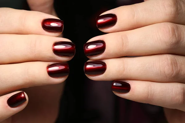 Unhas Naturais Incríveis Mãos Mulher Com Manicura Limpa Gel Polonês — Fotografia de Stock