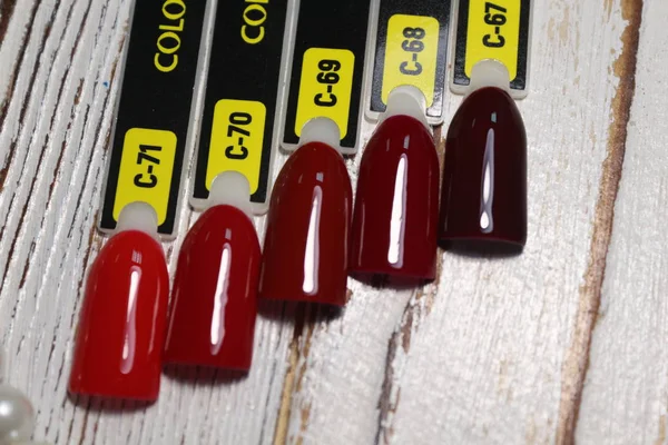 Wskazówki dotyczące pastelowych lakierów do paznokci. Paleta przykłady różnych kolorów dla paznokci — Zdjęcie stockowe
