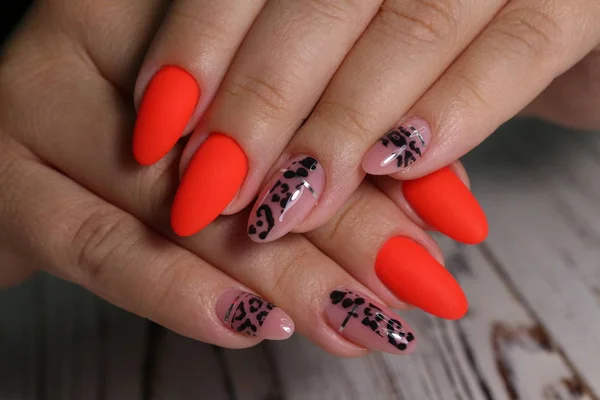 Closeup of woman hands with nail design. — Stock Photo, Image