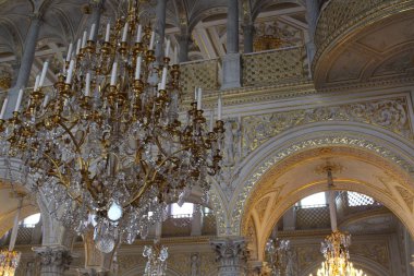 Güzel mimarisi ile Saint Petersburg kentinde Bina