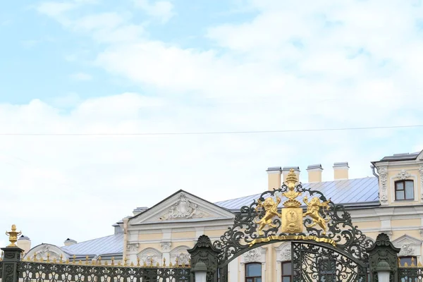 7月17日。2019. 俄罗斯圣彼得堡。美丽的旧城建筑 — 图库照片