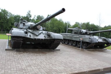 St. Petersburg, Rusya-Haziran 2019. II. Dünya Savaşı'nın Sovyet silahları, Park'ta sergi