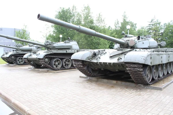 St. Petersburg, Rusya-Haziran 2019. II. Dünya Savaşı'nın Sovyet silahları, Park'ta sergi