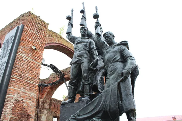 Oude gevangenis ruïnes, een stad in Sint-Petersburg. — Stockfoto