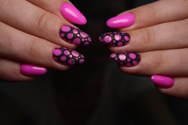 uzun çivi manikür şık tasarımı