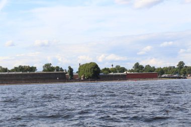 Güzel mimarisi ile şehirde bina