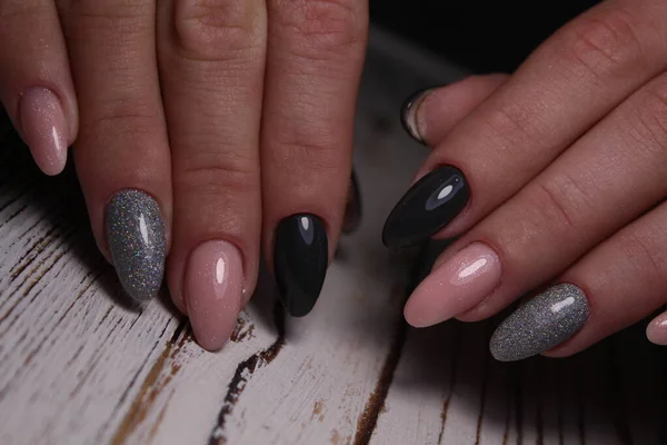 Steil en zeer stijlvol design van manicure — Stockfoto