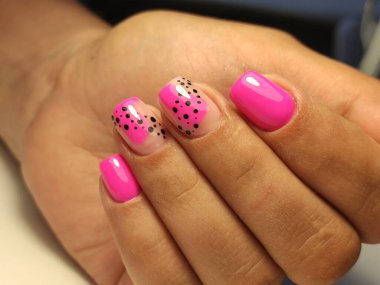 Manikür manikürü çok güzel bir dokuda.