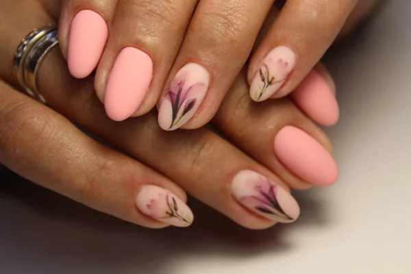 Nagel Pools Kunstmanicure Gekleurde Nagel Pools Mooie Handen Stijlvolle Kleurrijke — Stockfoto