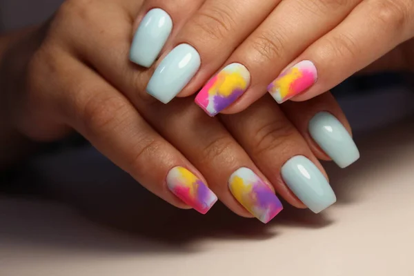 Stylowy Design Manicure Długich Pięknych Paznokciach — Zdjęcie stockowe