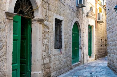 Sarma sokak, otantik, eski şehir, Herceg Novi, Karadağ