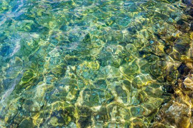 Temiz su, deniz yüzeyi. Kotor, Karadağ