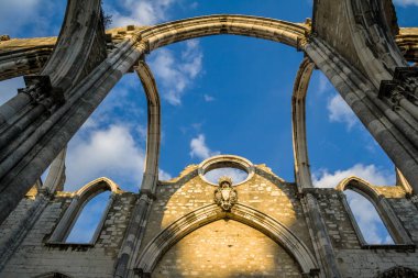 Lizbon, Portekiz 'deki Igreja do Carmo Kilisesi harabesi.