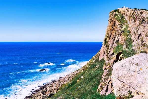 Güzel Deniz Manzarası Atlantik Okyanusu Rock Burunda Sintra Görünümünü — Stok fotoğraf