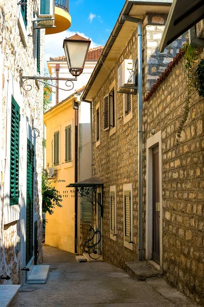 Calle Del Auténtico Casco Antiguo Kotor Montenegro —  Fotos de Stock