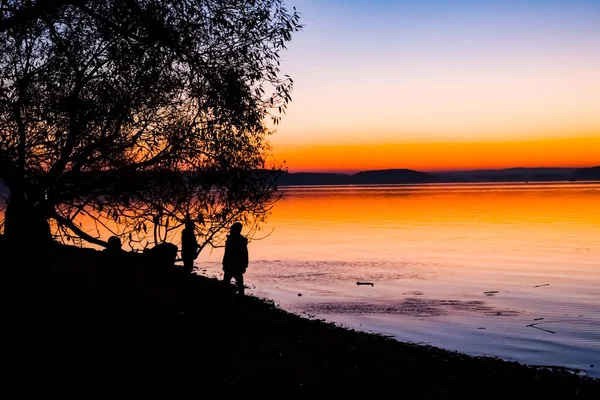 Coucher Soleil Incroyable Lumineux Sur Eau Mer Minsk Belarus — Photo