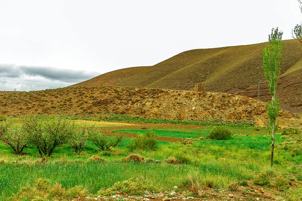 Uno splendido paesaggio montano, una meraviglia geologica. Montagne dell'Atlante, Marocco . — Foto Stock