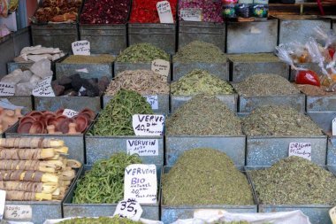 Fas pazarında baharatlar,Marakeş, Fas.