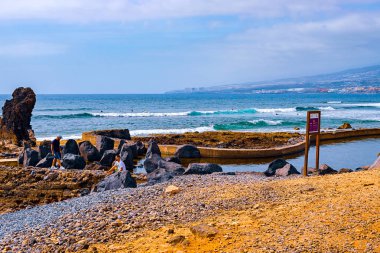 Siyah kum volkanik plaj, Tenerife adası, İspanya
