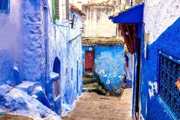 Chefchaouen, en stad med blåmålade hus. En stad med smala, vackra, blå gator. — Stockfoto