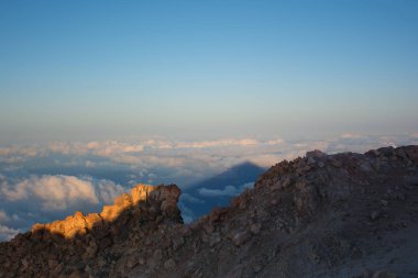 Teide yanardağ krater gündoğumu, güzel manzara. Teide Tenerife, Kanarya Adaları gölgesi.