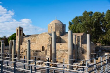 Agia Kyriaki Chrysopolitissa Kato Pafos Arkeoloji Parkı içinde yer alan kilise. Paphos, Kıbrıs.