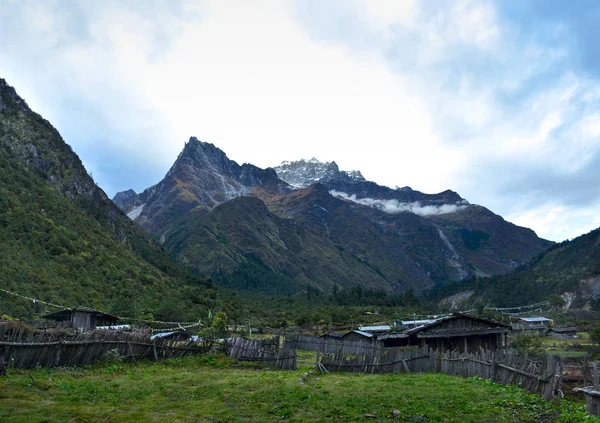 Tibetian Dorp Phole Rishirajen Onderweg Naar Het Basiskamp Kangchenjunga Grote — Stockfoto