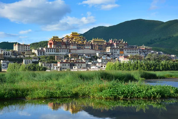 Klášter Ganden Sumtseling Tibetský Buddhistický Chrám Zhongovské Shangri Čína — Stock fotografie