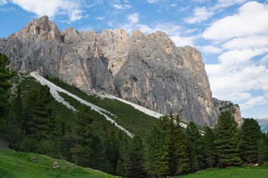 Catinaccio (Rosengarten grubu) - İtalyan Alpleri, Sou bir dağ