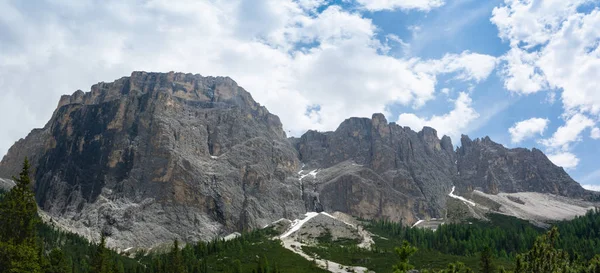 Hermosa vista panorámica del Gruppo del Sella en Dolomitas — Foto de Stock