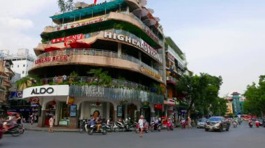 Hanoi akşam trafiği..
