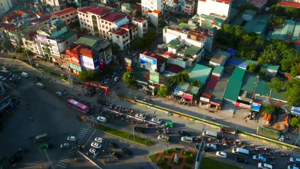 Hanoi şehri hava trafiği görüntüsü. 4K çözünürlük hızı. — Stok video