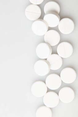 Hap ve tablet, ilaç izole. Uyuşturucu. Sağlık. İlaç sanayii. eczane.