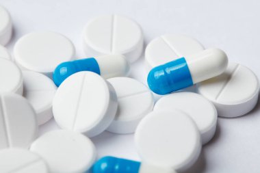Hap ve tablet, ilaç izole. Uyuşturucu. Sağlık. İlaç sanayii. eczane.