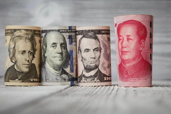 Chinese Valuta Yuan Dollars Amerkinaische Rekeningen Rechtenvrije Stockfoto's