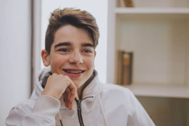 genç genç portresi