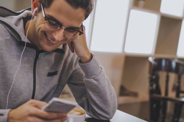 Genç Moda cep telefonu