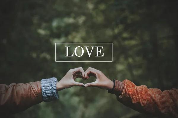 Kalp Sevgi Dostluk Kavramı Oluşturan Eller — Stok fotoğraf