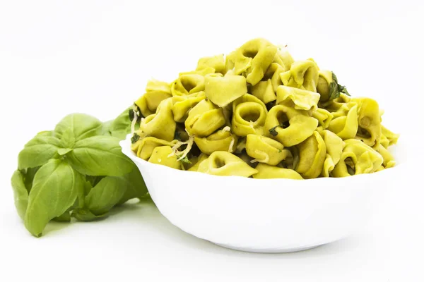 Italské Těstoviny Tortellini Izolovaná Bílém Pozadí — Stock fotografie