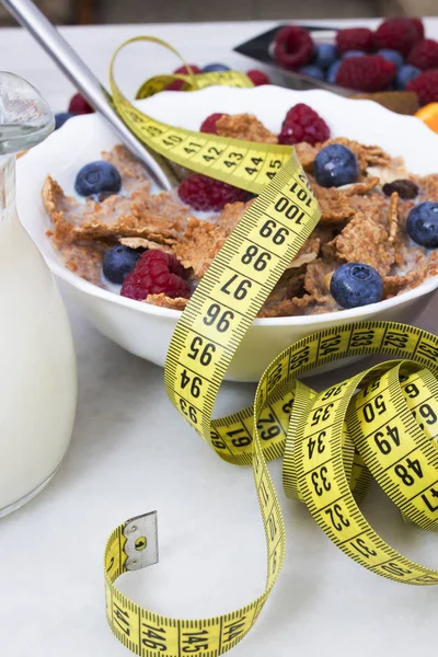 Måttband Med Hälsosam Frukost Kost Koncept — Stockfoto