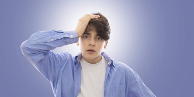 sürpriz ifade ile genç portre