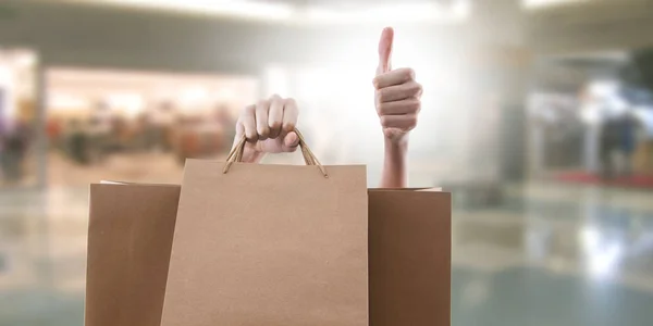 Einkaufstüten Mit Zeichen Der Zufriedenheit Und Okay — Stockfoto