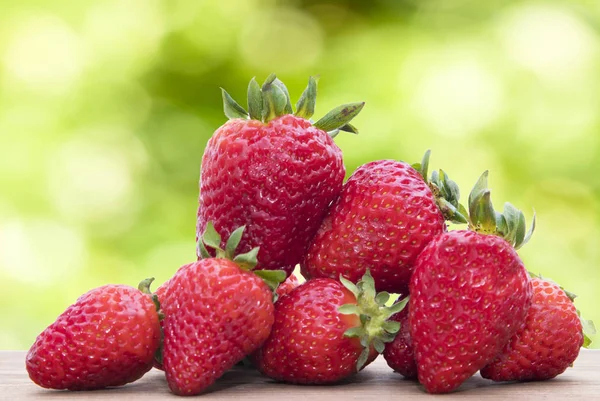 Rode Aardbeien Gestapeld Close — Stockfoto