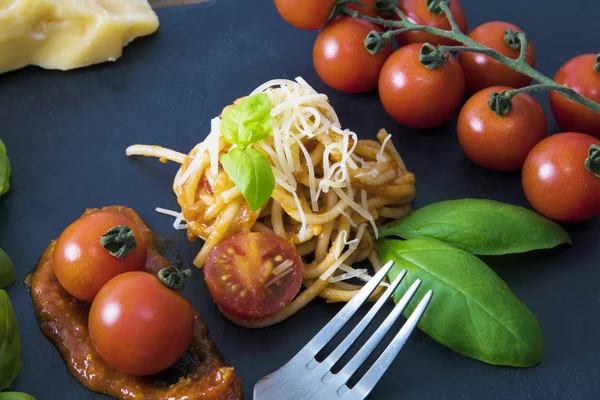 Spaguetis Pasta Salsa Cheese Mediterranean Creative Diet — Stock Photo, Image