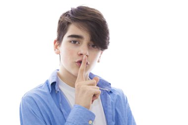 Beyaz arka planda izole ergen veya preadolescent çocuk