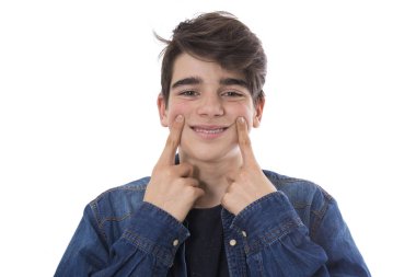 ifadeleri ile izole bir genç portresi